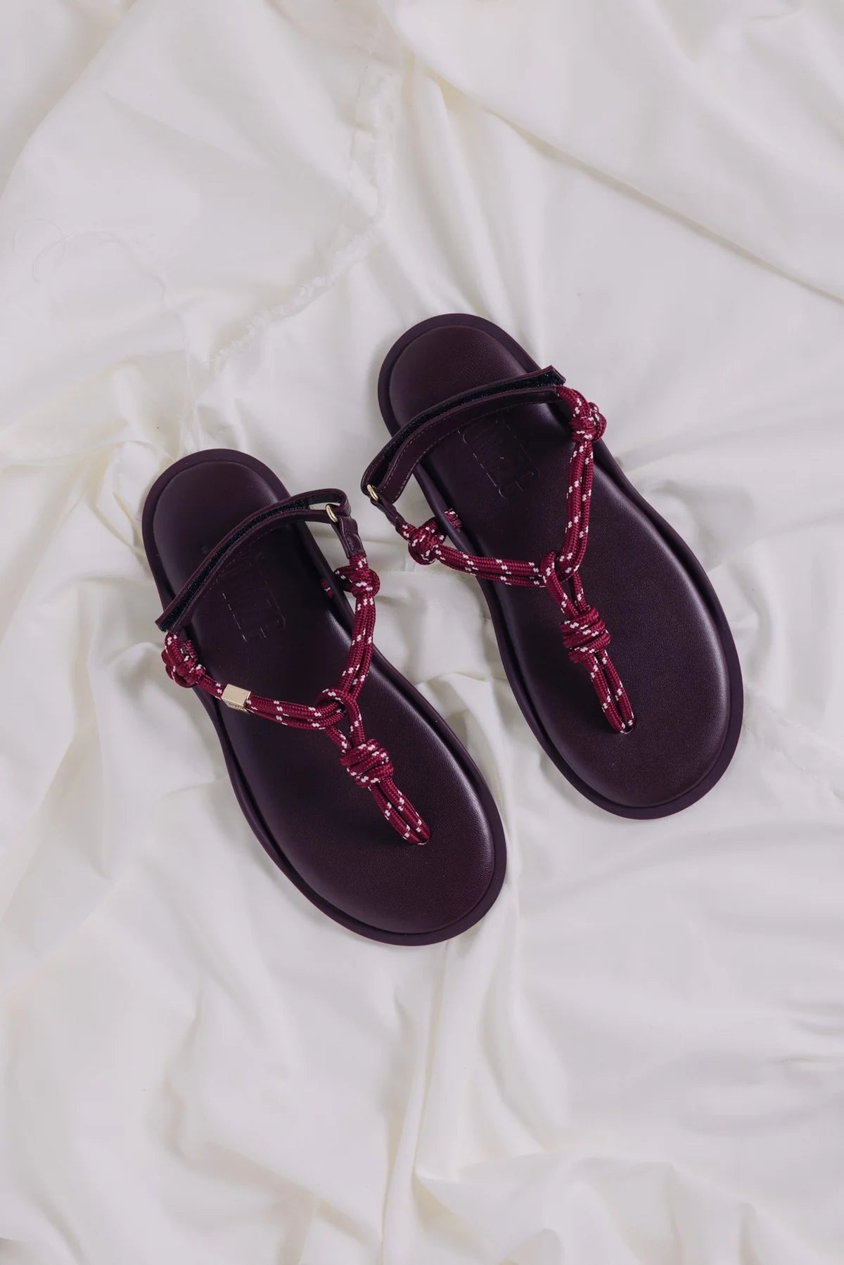 Sandals FLÒ with cords