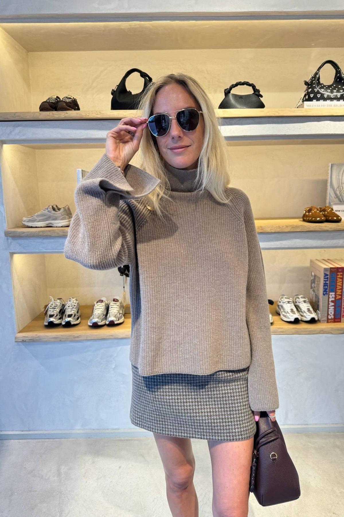 Roll-neck knit jumper