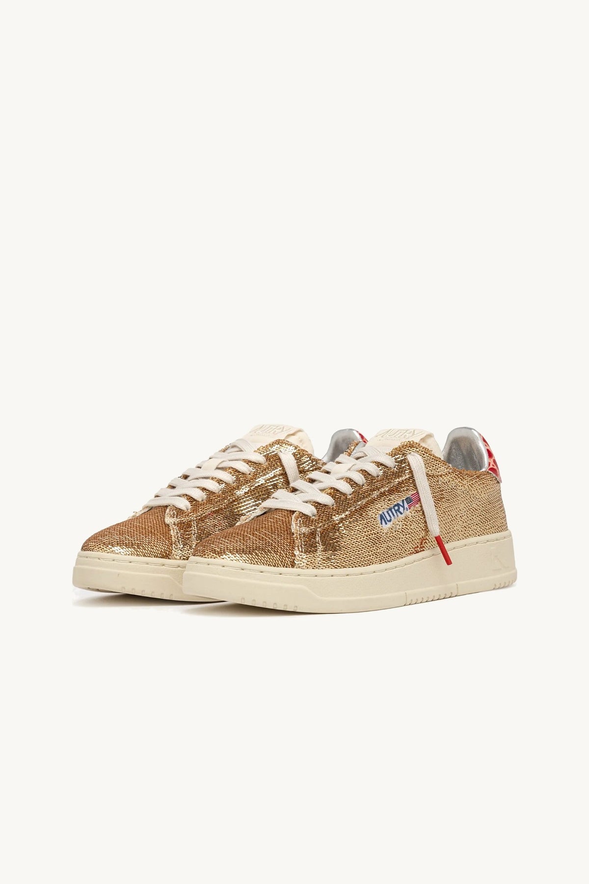 Baskets Dallas Low Platinum Red