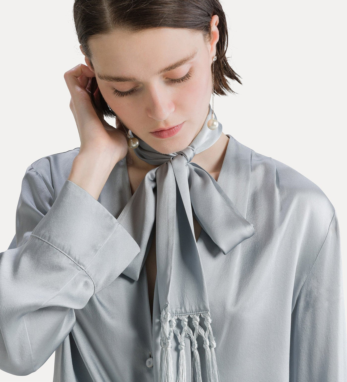 Chemise avec écharpe