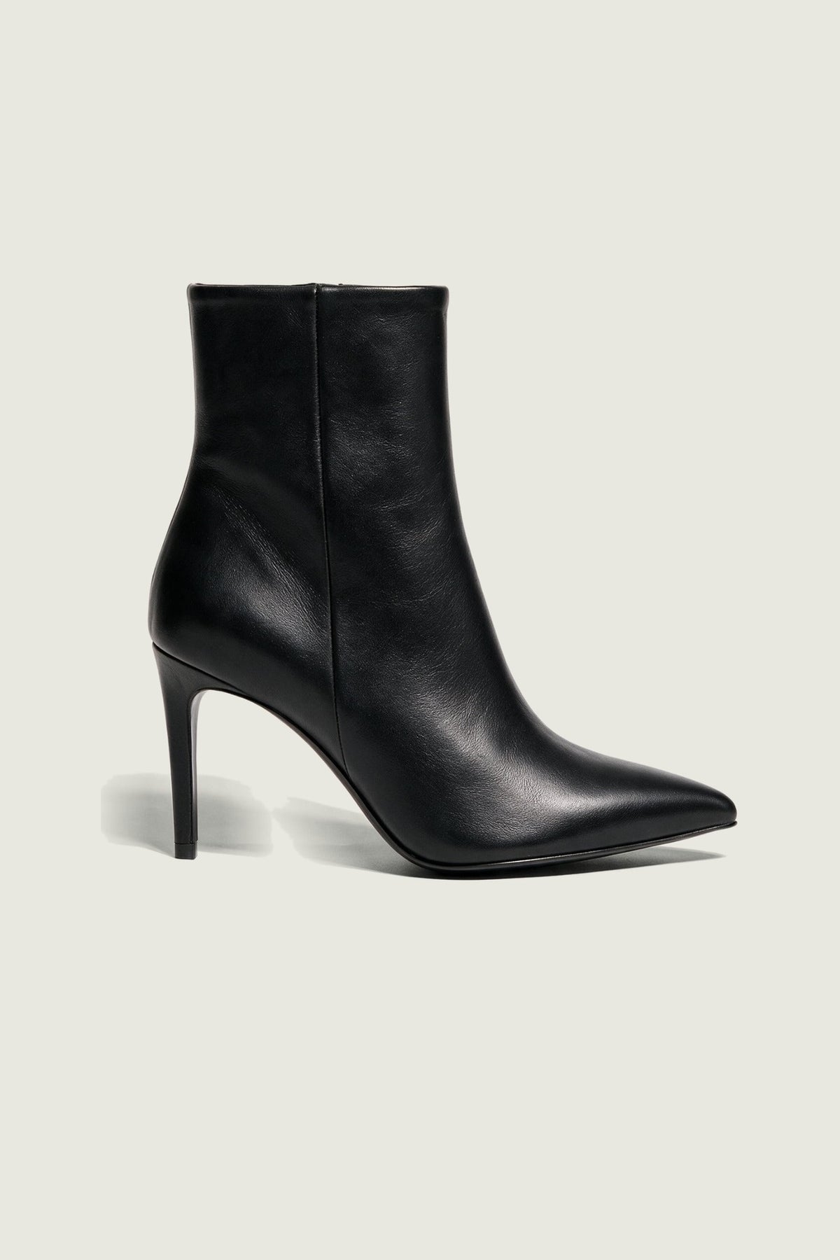 Boots pointues ATENA Guglielmo Rotta, noir, vue de profil
