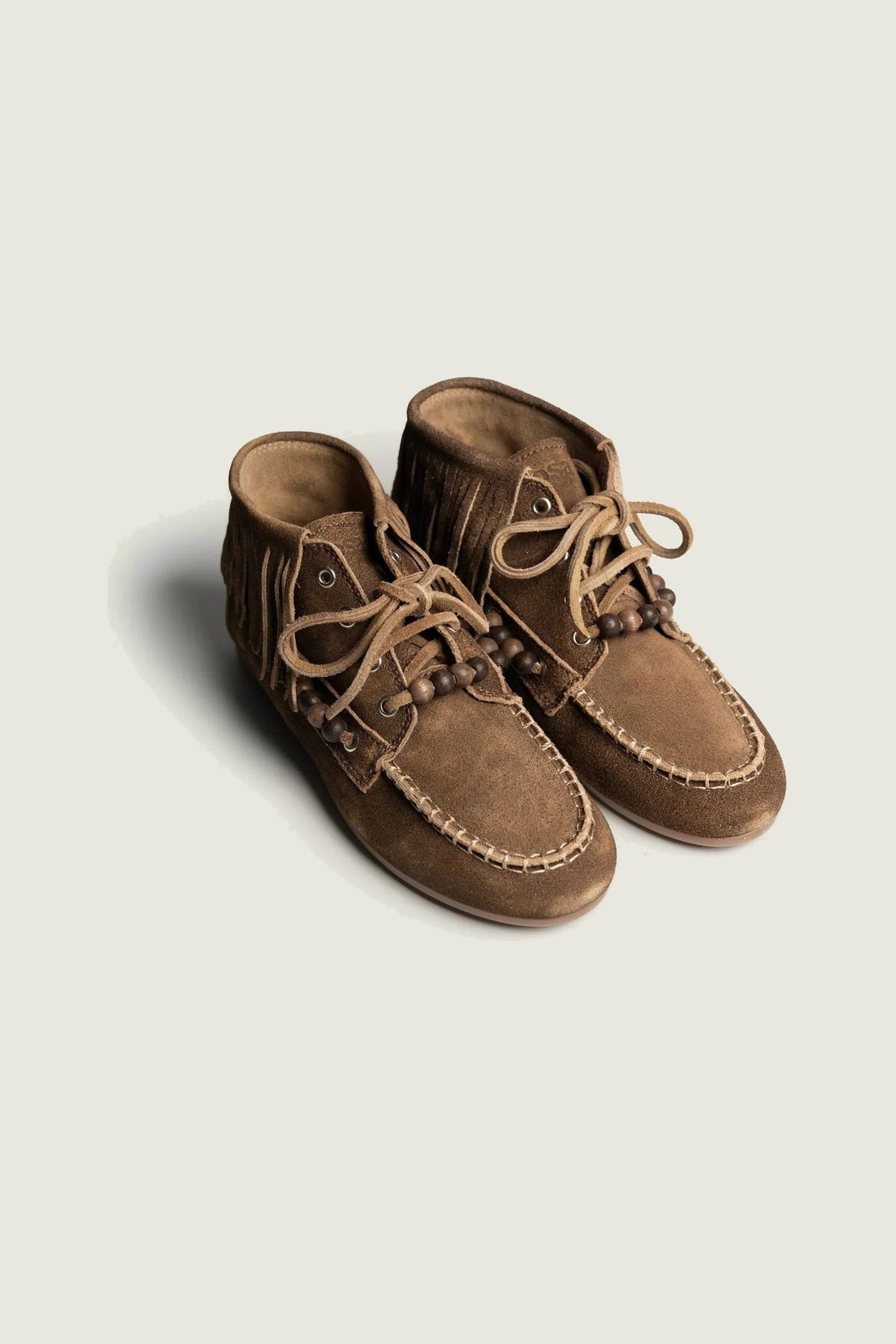 Boots Fringes en suède Posa, brun foncé, paire de trois quarts