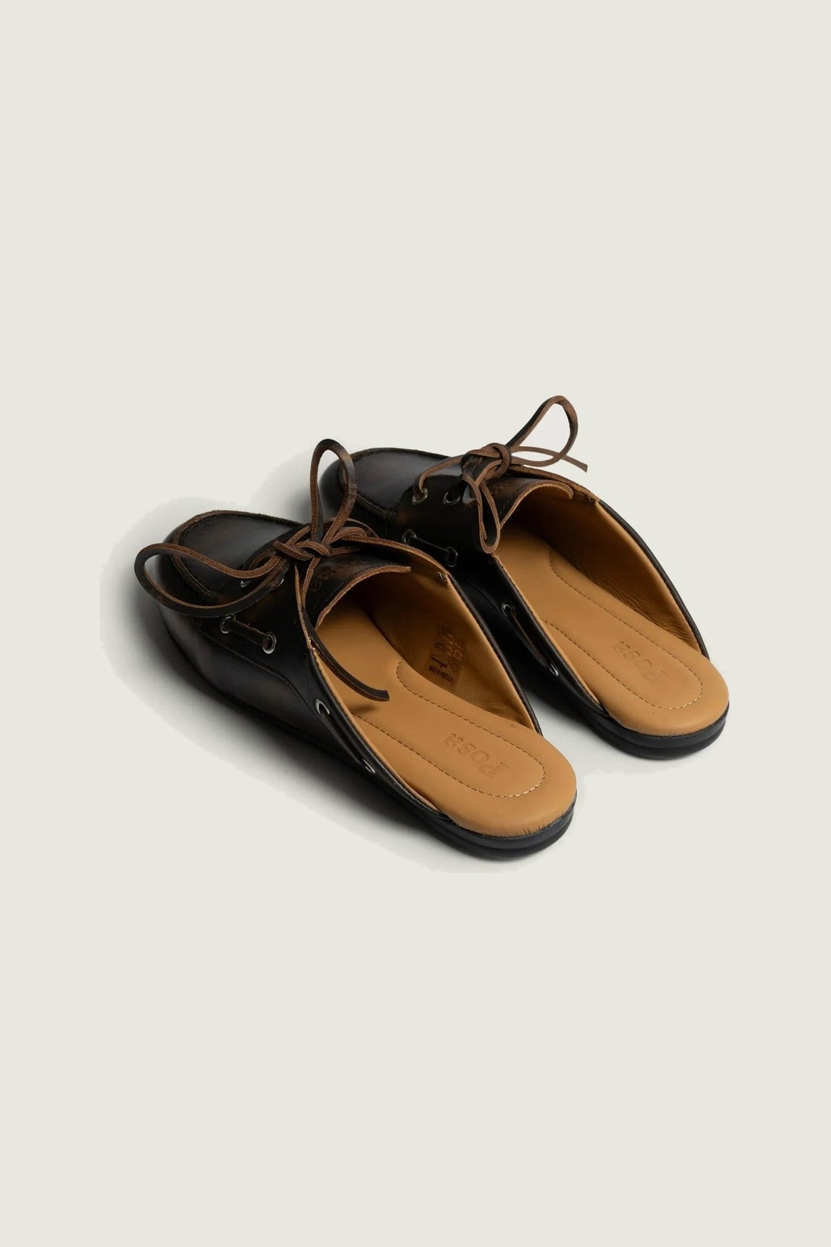 Mules en cuir brossé Posa, coffee, paire de trois quarts