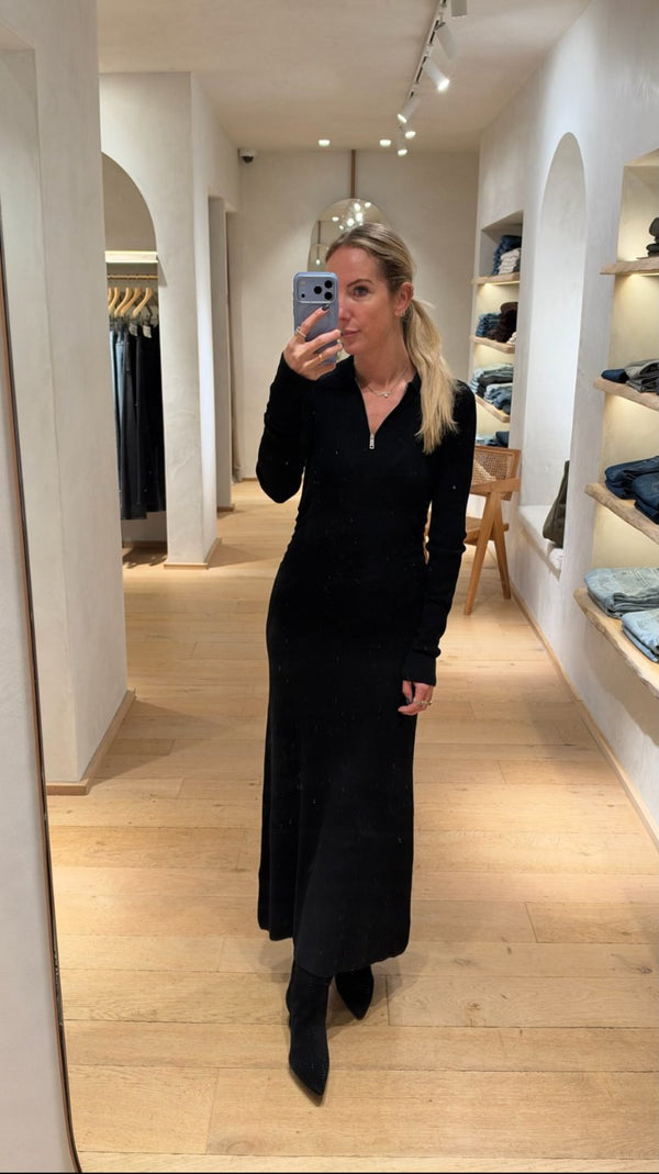 Total black