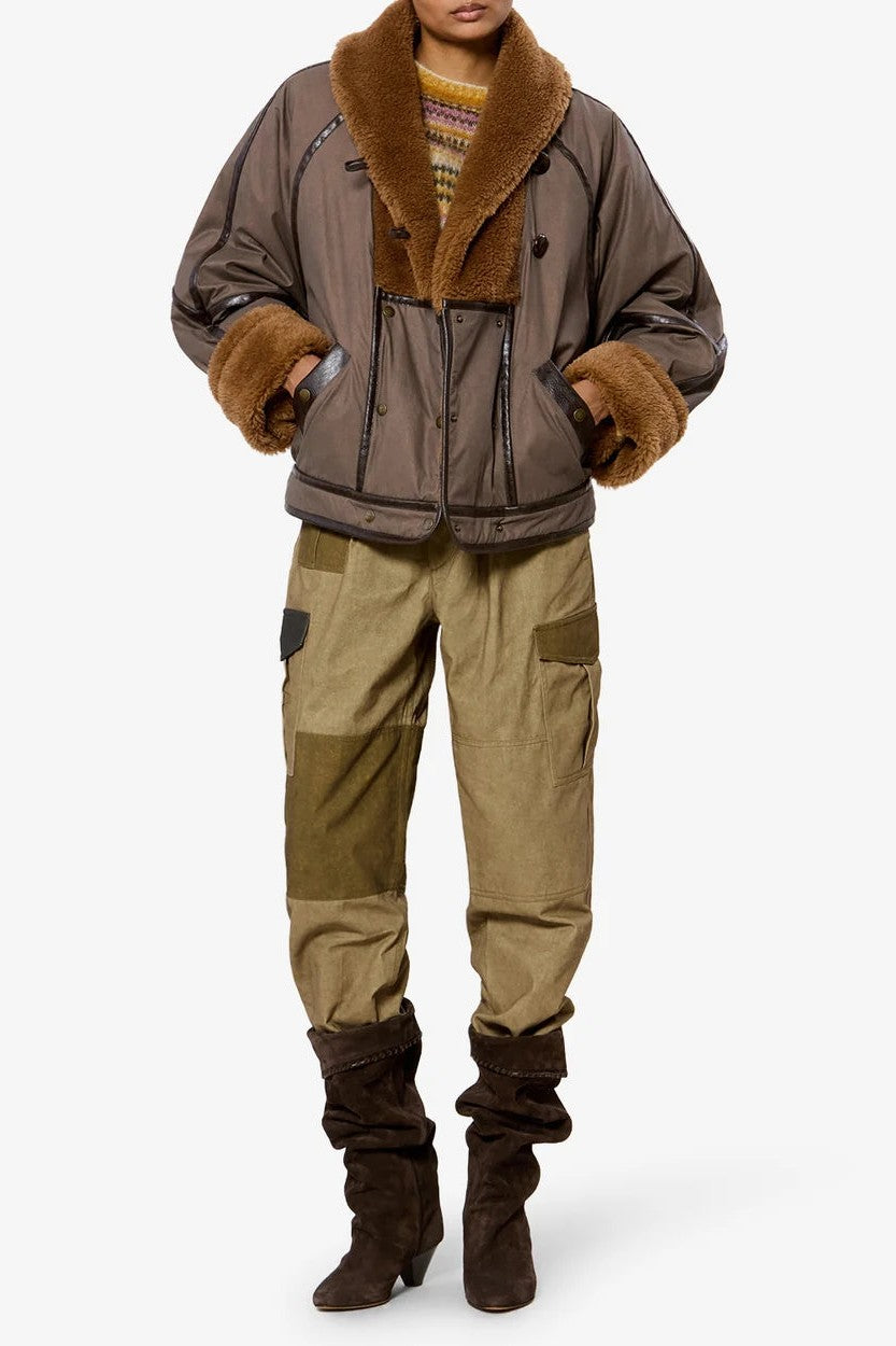 Veste Olinka