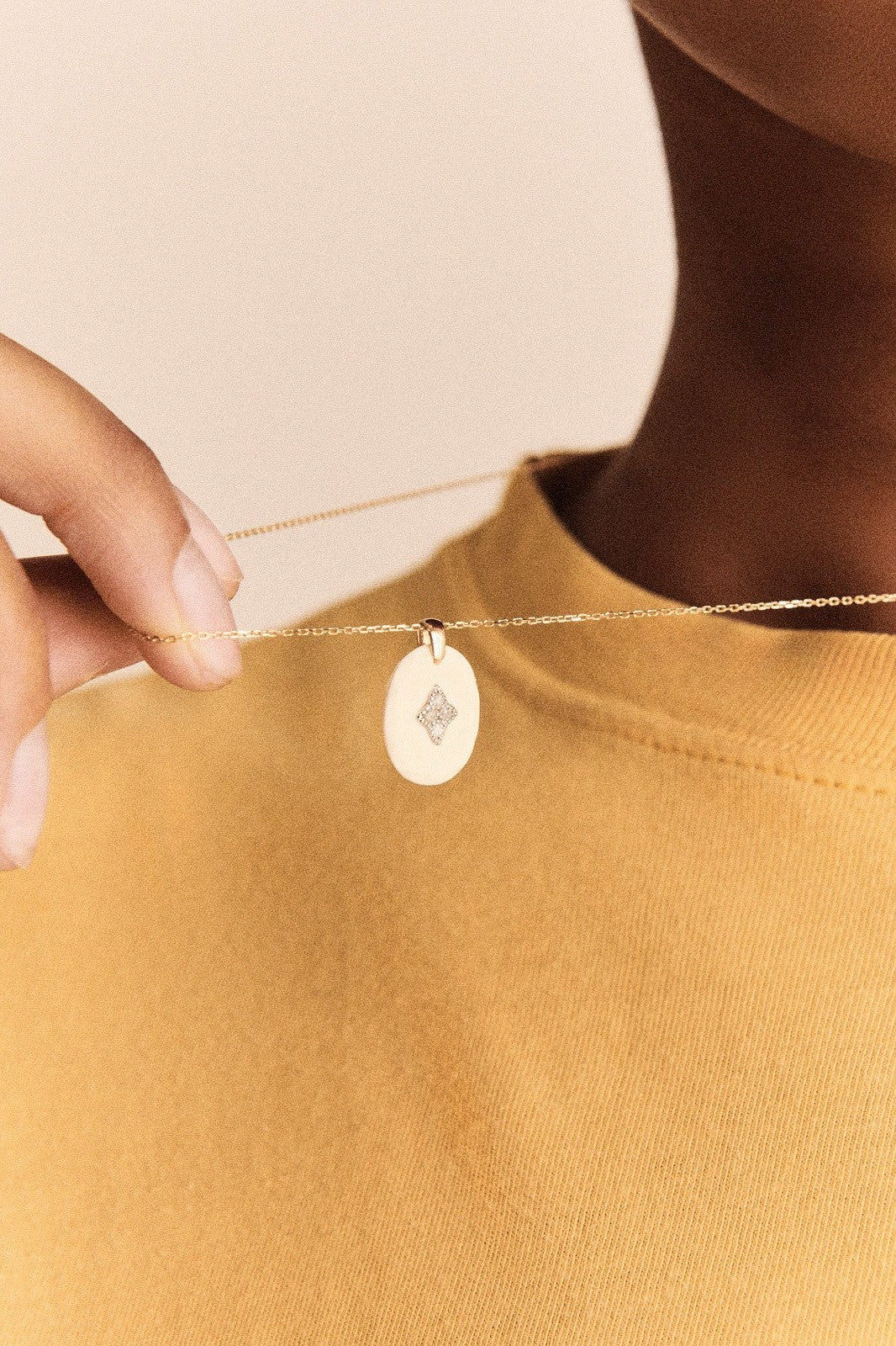 Collier Gina