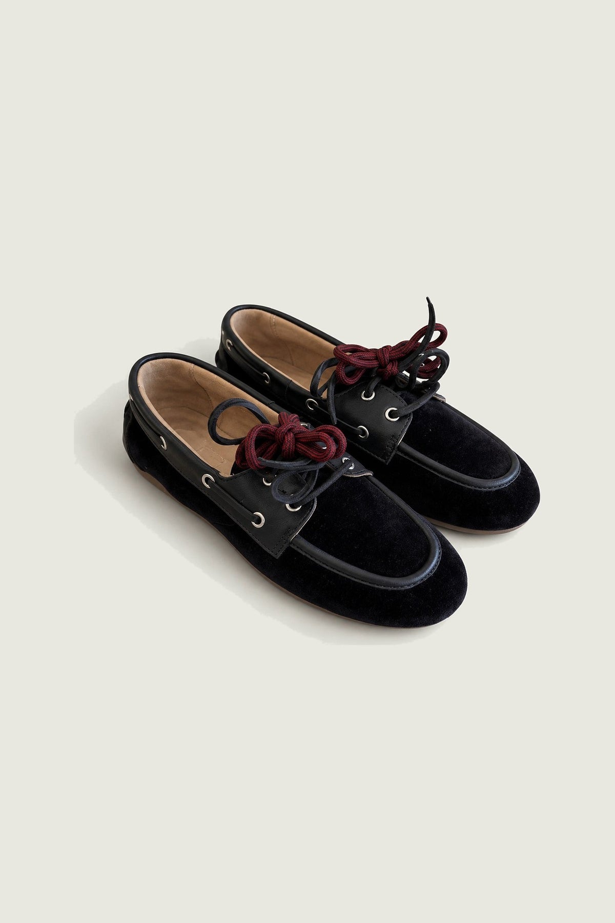 Mocassins en velours Posa, brun foncé, paire de trois quarts