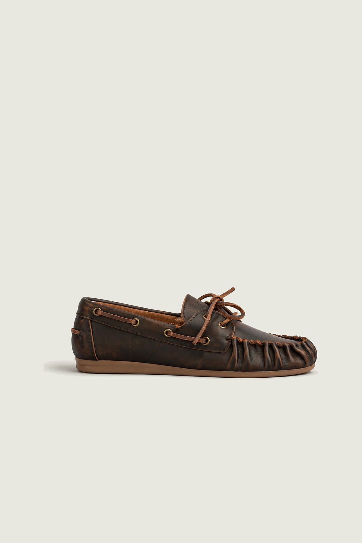 Mocassins Wrinkle en cuir brossé Posa, brun foncé, vue de profil