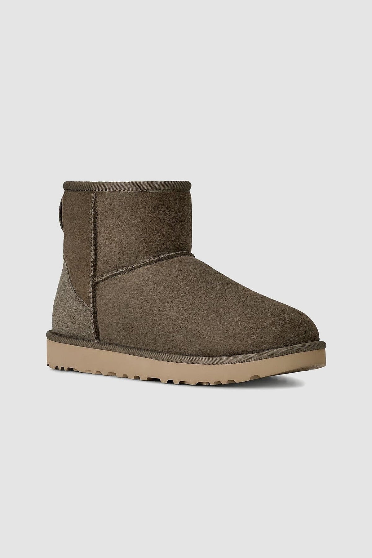 UGG Classic Mini II